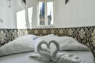 Amazing Charles Bridge Apartment - Prague - 2