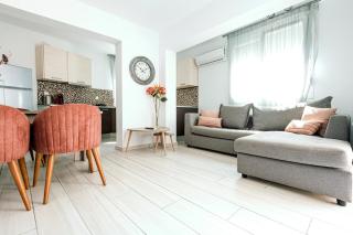 Design Suites Efharis (Sauvignon) - Néa Péramos - 0