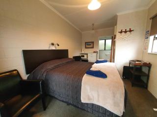 Matador Motel - Carterton - 9