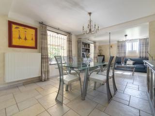 Lavish Villa in Carpentras with Private Pool - Carpentras - 9