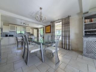 Lavish Villa in Carpentras with Private Pool - Carpentras - 1