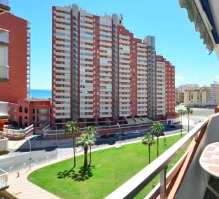 NUEVO, con vistas al mar y a 70 metros de la playa - Cullera - 0