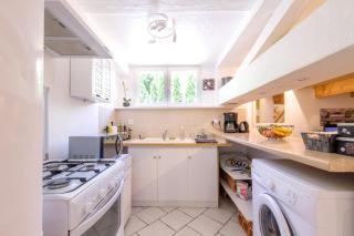 Beau Duplex 54m2, classé 3 étoiles et Label "Gîte de France" 5min centre, 15min gare CLIMATISATION, Calme, 2 chambres, NETFLIX WIFI, TV 140cms, parking, boite à clés arrivée tardive - Gîtes La Tarine - - Albertville - 7