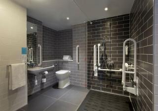 Holiday Inn Express Edinburgh City Centre by IHG - 2