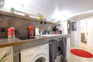 Studio atypique et cosy, classé "Gîte de France" 5min centre, 15min gare, Lit Queen Size "CLIMATISATION, NETFLIX et WIFI, parking, lave vaisselle, boite a clés pour arrivée tardive - Gîtes La Tarine - Albertville - 7