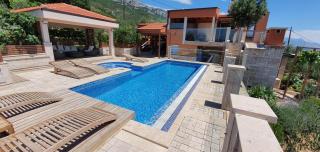 Villa LKL, heated private pool, secluded and with a great view - Kaštela - 4