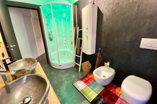Spa Tiny Love Apartment close to Milan-Como-Malpensa - Saronno - 0