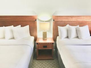 Empire Lakeshore Inn - Empire - 3