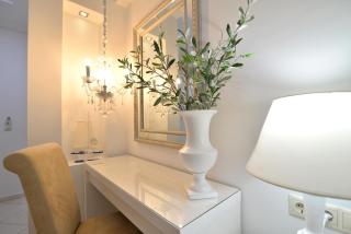Epavlis Luxury apts - 1