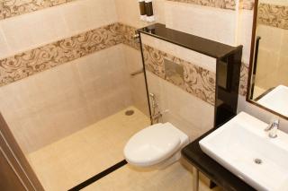 Hotel Golden Amulya Rest Wings - Yelahanka - 1