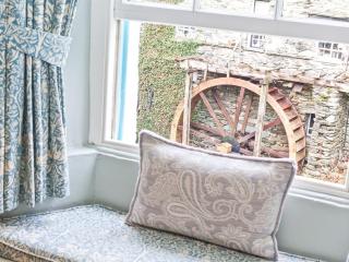 Waterwheel Guesthouse - 1