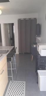 F2 50m de la mer avec parking privé - 1