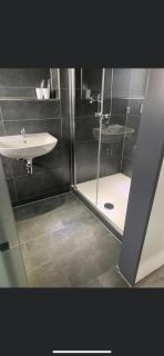 Hotel Unter den Linden - Kierspe - 4
