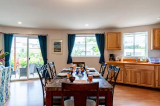 Island Breeze - Round House with BBQ - Wooden Hot Tub - Beach - 3