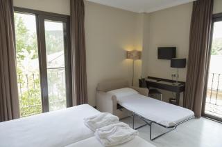 Hotel Real Balneario Carlos III - Trillo - 1