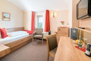 Hotel Rabennest - Rabenau - 8