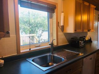 Midnight Sun Vacation Home - 3