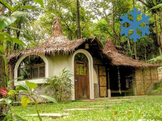 Flower Power Farm Village - 2