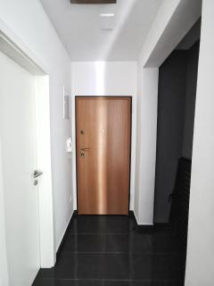 Mira - Podstrana - 1