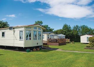 The Village Holiday Park - New Quay - 1