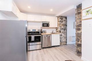 North House - Modern Meets Rustic- 2 Bedroom in Old Quebec - Quebec City - 5