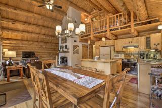 8 Mi to Gondola Cozy Breckenridge Cabin with Deck! - 1