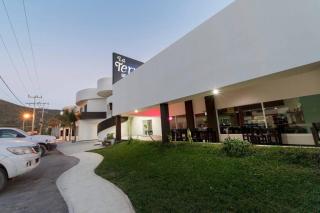 La Terraza Hotel - 6