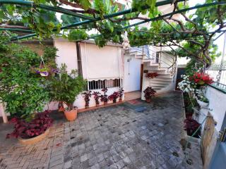 VILA HUQI rooms for rent - Durrës - 2