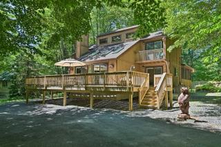 Golf Cart and Game Room Bear Den Pocono Lake Home - Pocono Lake - 9