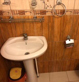 Amani & Melisa 2 - 7