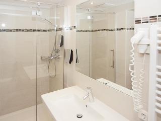 Hotel Goldener Adler - Linz - 8