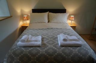 Gatekeepers Lodge, Dyrham Park - Private & Self Contained, deluxe accommodation, 15 mins from Bath - Dyrham - 6