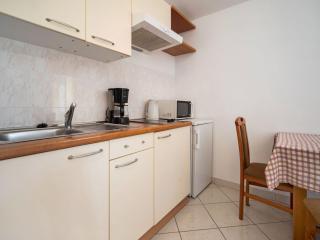 Apartment in Banjole with Pool - Banjole - 6