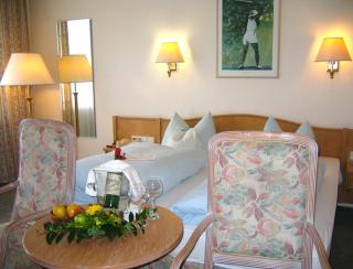 Landhotel Sonneneck - Breuna im Naturpark - Breuna - 8
