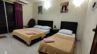 Huda Inn - Pantai Cenang - 2