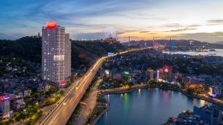 Ramada Hotel & Suites by Wyndham Halong Bay View - 8