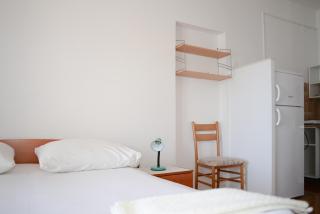 Seafront Studio Apartment in Tisno - 8