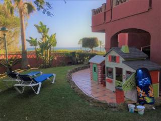 Marbella beachside apartment in 5 star gated - Marbella - 5
