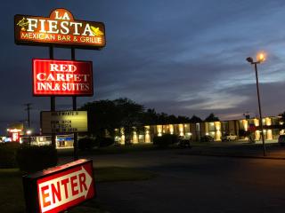 Red Carpet Inn & Suites Ebensburg - Ebensburg - 6