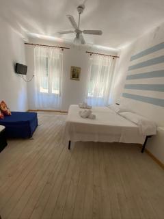 Vernazza Holidays Apartments - Vernazza - 1
