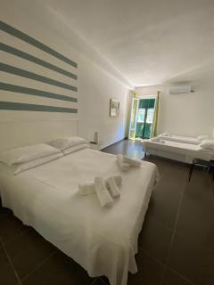 Vernazza Holidays Apartments - Vernazza - 2