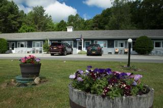 Governor's Rock Motel - Shaftsbury - 6