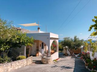 Elia's House Traditional & Cozy by 8essentially - Kalyves - 0