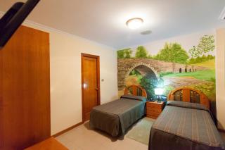 Hostal Restaurante Terra Chá - Villalba - 9