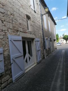 CAHORS SUD : Maison quercynoise avec vue sur place du village - Castelnau-Montratier - 8