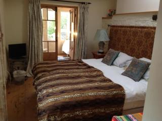 Chalk and Cheese - Shouldham Thorpe - 8