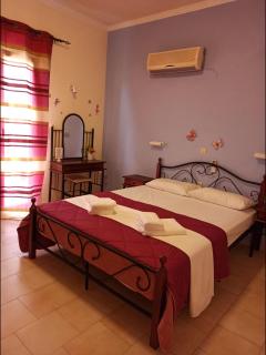 Corfu Sunflower Apartments - Benitses - 4