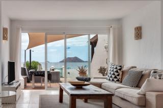 Luxury Oceanfront Villa - Corralejo - 6