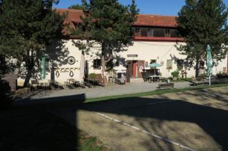 tvrz Holešice-Orlická přehrada, Penzion - 4