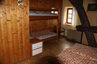 tvrz Holešice-Orlická přehrada, Penzion - 7